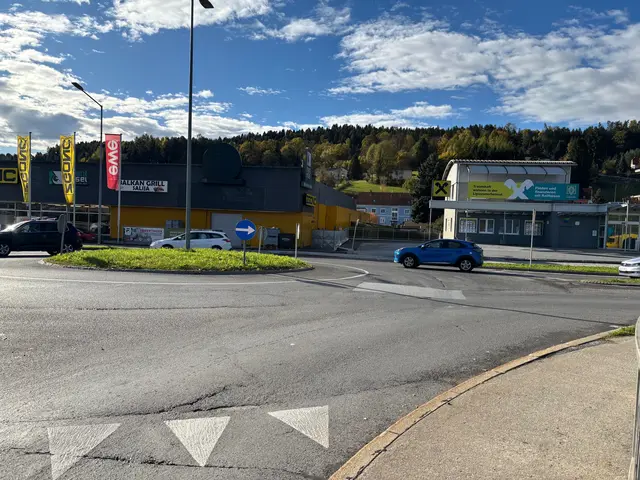 Der Kreisverkehr beim McDonalds ist sanierungsbedürftig und oft über dem Limit. | Foto: Almer