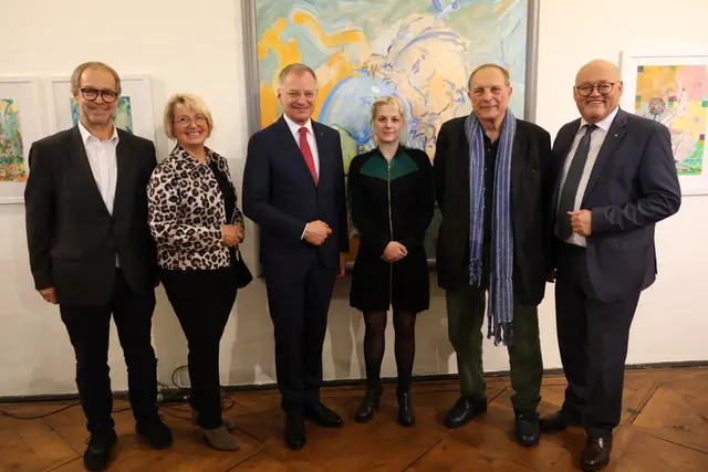 Günter Haslberger, Maria Pachner, Thomas Stelzer, Suzanne Levesque, Christian Ludwig Attersee und Laurenz Pöttinger | Foto: MeinBezirk/Constance Haslberger