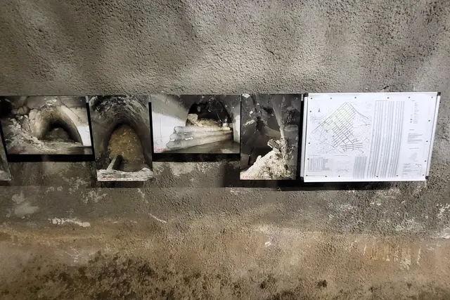 Nur ein Bruchteil der ganz rechts dargestellten gigantischen Anlage ist aktuell zugänglich. | Foto: Eckhart Herbe/Bilder Präsentation (C) Gusen Memorial