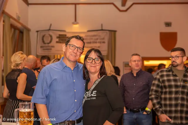 Martin und Nicole aus Reisenberg genossen die aufgeheizte Stimmung. | Foto: www.cine-motion.at / Ivanek