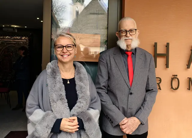 Bürgermeisterin Marion Török mit Museumsleiter Gerhard Bauer. | Foto: Christian Nowotny