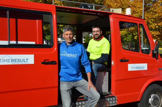 Organisation Hermann Steinacher (TimeResult) mit Roland Scharl. | Foto: Elisabeth Peinsipp