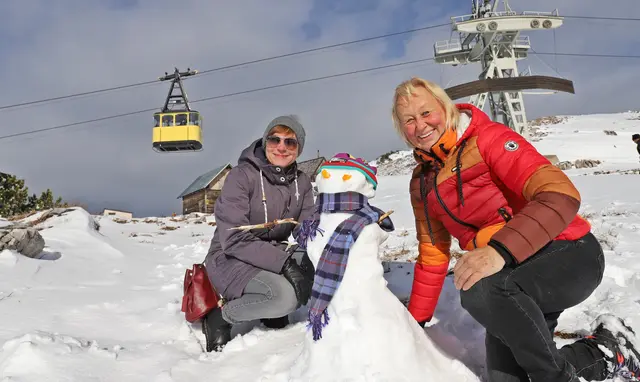 Auch ein Schneemann wurde gebaut. | Foto: Hörmandinger