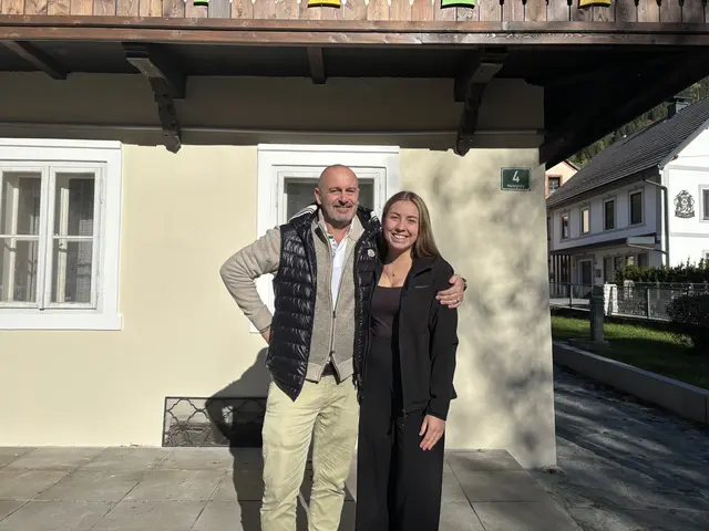 MeinBezirk.at war "auf an Ratscha" in Treffen am Ossiacher See und hat dort Michael Koloini und Selina Kalin getroffen. | Foto: Michaela Erlacher