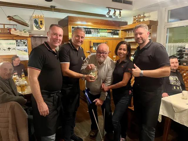 Insgesamt gehen über 800 Euro an die Caritas | Foto: Franziska Führer