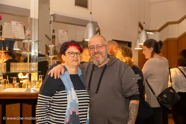 Michaela Buczolits mit Gatte Erich (GGemeinderat). | Foto: www.cine-motion.at / Ivanek