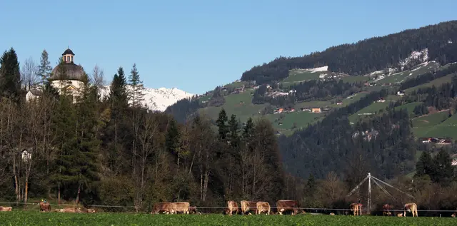 Das Schlusskapitel des Buches spielt bei der Burgschrofen Kapelle. "Film ohne Film", Anton Leiss-Huber, Gmeiner Verlag. | Foto: Erwin Weiss