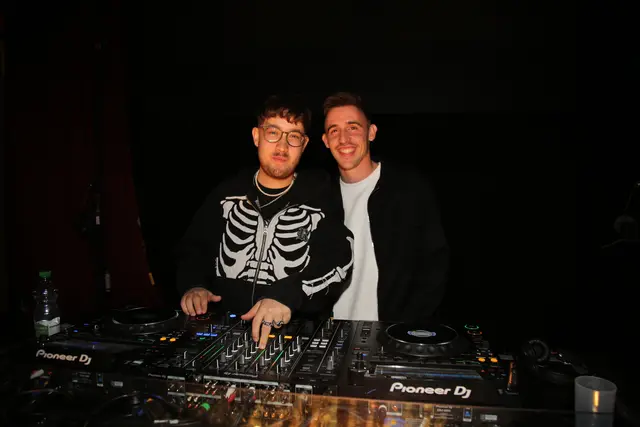 DJ Flo Fire und DJ Two Sides | Foto: Foto Fischer / Hager