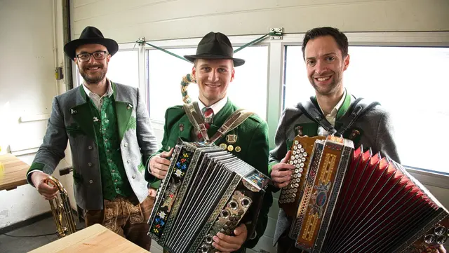 Musikalischer Ausklang mit den „Teichengruam Buam“ beim gemütlichen Beisammensein.