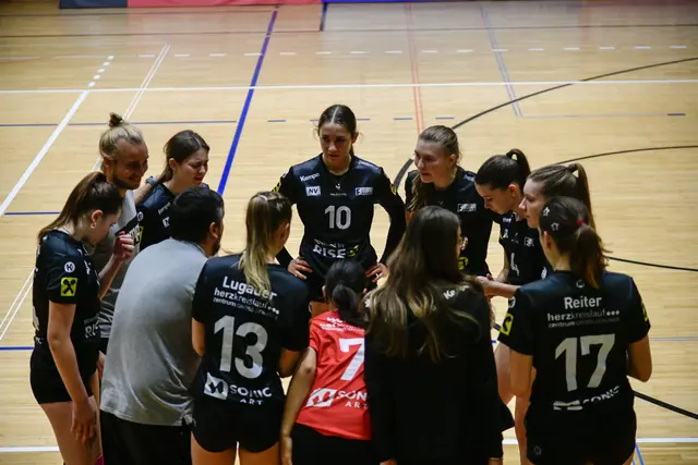 Zwei Satzgewinne, unerschütterlichen Einsatz und beeindruckende Services zeigten die URW Girlz. | Foto: Union Volleyball Raiffeisen Waldviertel