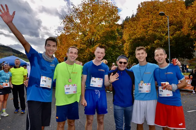 Läufer aus Deutschland, Irland, Norwegen, Rumänien und Frankreich. | Foto: Elisabeth Peinsipp 