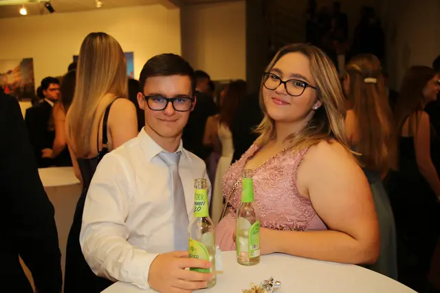 Bernhard mit seiner besten Freundin Lena | Foto: Foto Fischer / Hager