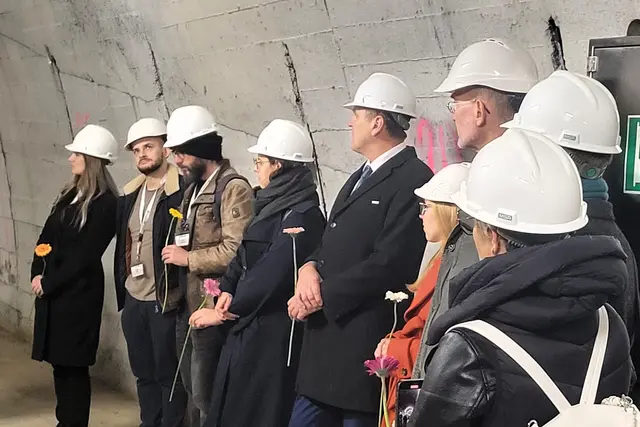 Die Vermittler der Gedenkstätten Gusen und Mauthausen sind oft auch mit internationalen Delegationen unterwegs, | Foto: Eckhart Herbe/Bilder Präsentation (C) Gusen Memorial