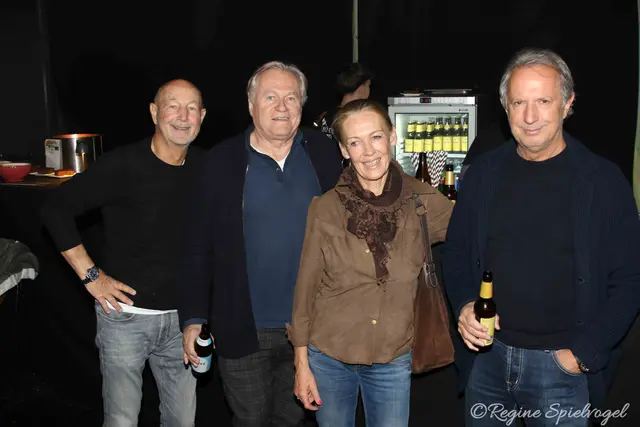 Ließen sich den Falco Abend nicht entgehen: Fritz Müller-Wernhart, Konstantin Klient, Monika Kraml und Michael Krüger.