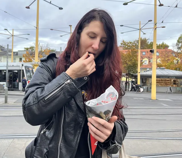 Nun geht's an's Verkosten | Foto: Franziska Pronneg