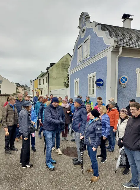 Viele Ennser Bürger:innen trotzten dem Wetter und nahmen am mittlerweile traditionellen Stadtspaziergang der SPÖ Enns teil. | Foto: SPÖ Enns