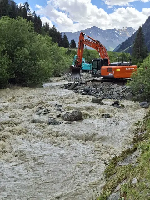 Umfangreiche Arbeiten finden zur Sicherung des Lebensraumes im hinteren Pitztal statt. | Foto: Haid