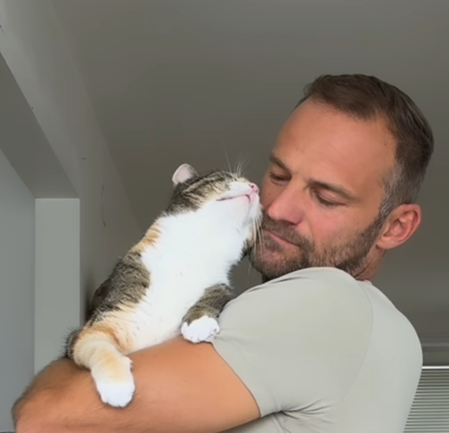 Hintersteiner wurde bereits als Newcomer des Jahres 2024 ausgezeichnet, jetzt war auch der große "Petfluencer-Oscar" für ihn an der Zeit. | Foto: Screenshot Instagram lilly_lotti_cats