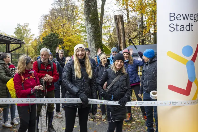 Im Rahmen des Projekts „Bewegte Stadt" fand am 26. Oktober die dritte Auflage der „Expedition Gaisberg" statt.  | Foto: Stadt Salzburg/Wildbild/Rohrer
