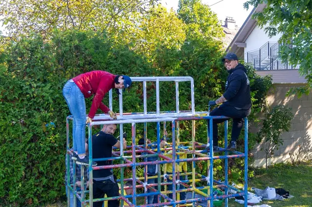 Zusammengerechnet harrten ganz schön viele Laufmeter Klettergerüst der Renovierung. | Foto: ÖVP St. Georgen/Gusen