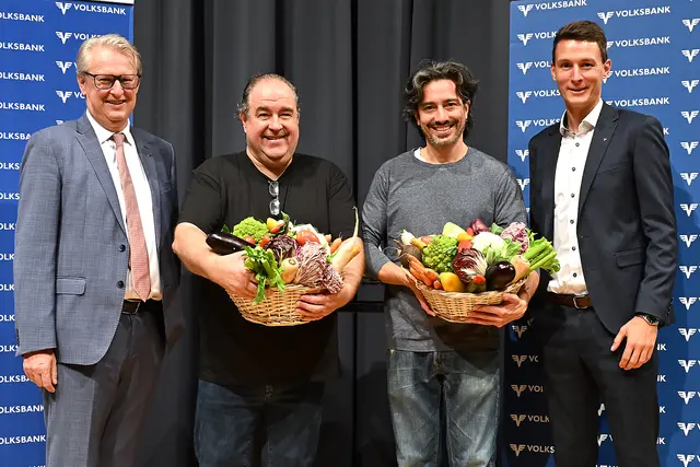 Die beiden Kabarettisten beigeistern auch in Eferding die Zuschauer mit ihrem Programm. | Foto: Wolfgang Kunasz Herzog