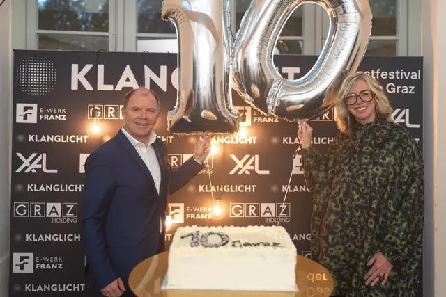Kein Geburtstag ohne Torte: Zum zehnjährigen Jubiläum gab es natürlich eine Geburtstagstorte. | Foto: Verena Koch