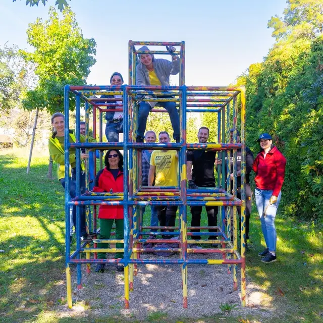 Insgesamt 12 Aktive sorgten für strahlende Kinderaugen. | Foto: ÖVP St. Georgen/Gusen