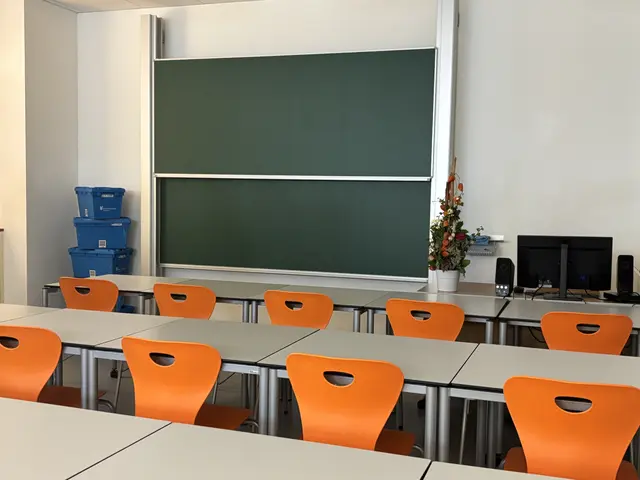Die Schauapotheke und das angefügte Labor sollen für die Weiterentwicklung im schulischen Kontext stehen. | Foto: MeinBezirk