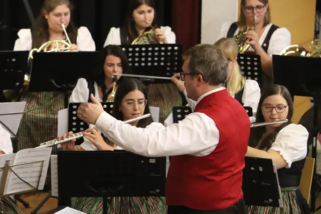 Der Musikverein Burgkirchen bei den Herbstbläsertagen.  | Foto: OÖBV Braunau