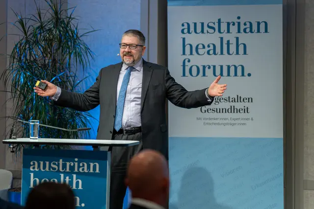 Gesundheitsökonom Thomas Czypionka vom IHS bei seiner Keynote | Foto: Austrian Health Forum/Klaus Ranger