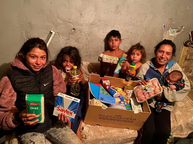 Die Lebensmittel-Pakete sorgen dafür, dass bedürftige Menschen in den ORA-Projektländern an Weihnachten Essen auf dem Tisch haben. | Foto: ORA International