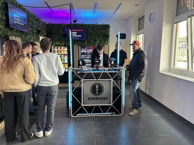 Mit einer DJ Party eröffnete Gabriel Schober seinen Automatenshop und bot den zahlreichen jugendlichen Gästen einen tollen Nachmittag und Abend. | Foto: Alexandra Goll