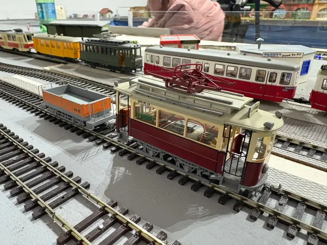 Hier dreht sich alles um Straßenbahn-Modellbau. | Foto: Harald Stuiber