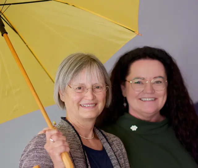 Gertrude Heider (l.) wurde für ihr 30-jähriges Engagement ausgezeichnet. | Foto: pro humanis