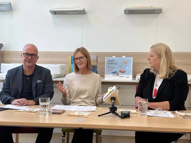 Das Team des Amtes für Jugend und Familie erklärte, dass es ausdrückliche Fachempfehlung ist, Kinder unter drei Jahren vor keinen Bildschirm zu setzen. | Foto: MeinBezirk/Martina Maros-Goller