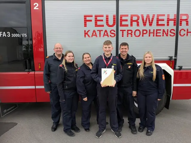 Raphael Aberham, Mitglied der Feuerwehrjugend, stellte sich erfolgreich den anspruchsvollen theoretischen und praktischen Aufgaben.  | Foto: Freiwillige Feuerwehr Engelhartstetten