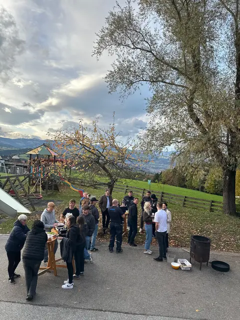 Kastanienbraten und ein Tag der offenen Tür bei der Landjugend St. Martin | Foto: LJ St. Martin/W.