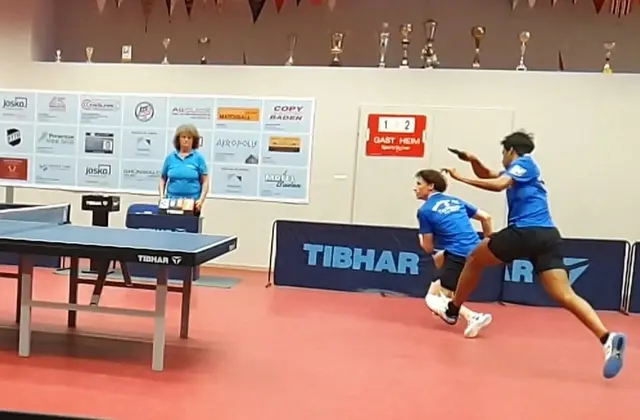 Snehit und Eric in voller Action im Auftakt-Spiel für das Wochenende, am 24. Oktober, gegen Salzburg. | Foto: Sinan Tugay