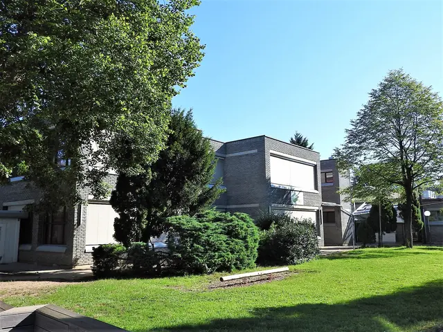 Im Leibnitzer Ortsteil Kaindorf an der Sulm soll die alte Volksschule zu einem Kindergarten werden – das dauert aber noch. | Foto: Kölbl