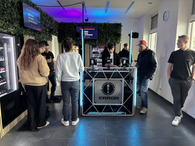 Bei der Eröffnung zeigten sich Besucher begeistert vom neuen Angebot. | Foto: Alexandra Goll