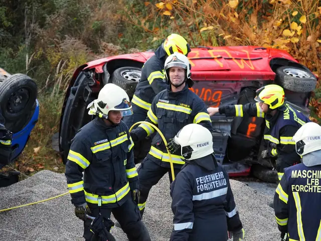 Übungsszenario war ein Massenunfall mit mehreren verletzten Personen, einige davon auch in den Fahrzeugen eingeklemmt. Rund 40 Mitglieder nahmen an der Übung teil. | Foto: FF Neustift/Rosalia