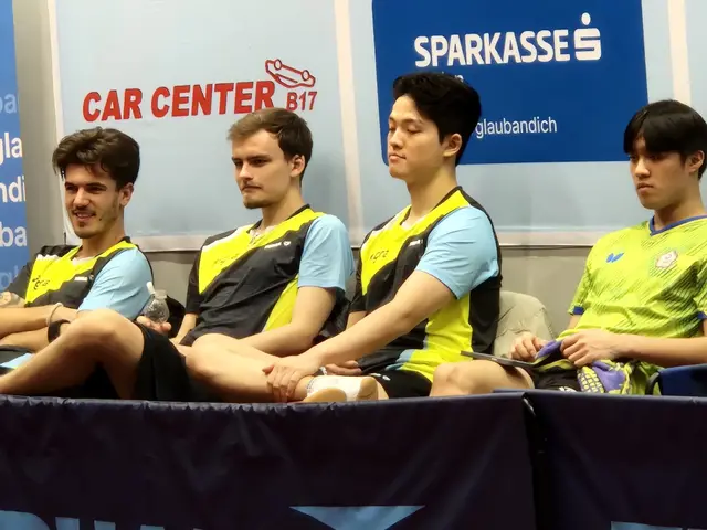 DAS TEAM AUS WELS mit Nationalspieler Maciej Kolodziejczyk (2.v.l.) | Foto: ELFI REITHOFER