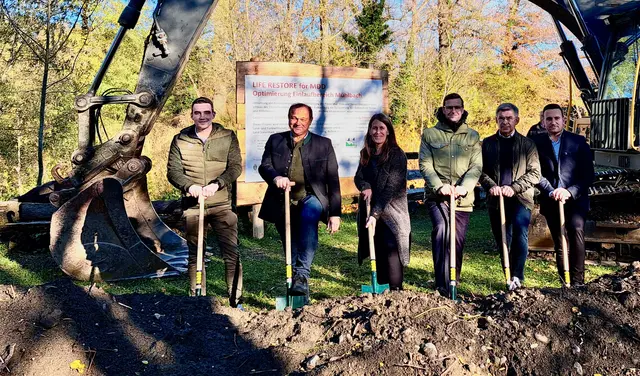 Bgm. Halbenrain Raphael Scheucher, Bgm. Mureck Klaus Strein, Projektleiterin Christine Konradi, Clemens Matzer vom Land Steiermark, Abteilung 14, LAbg. Franz Fartek, NAbg. Michael Wagner  | Foto: Land Steiermark