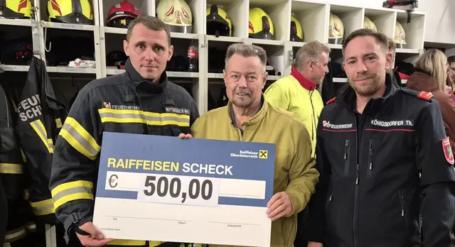 V. l.: Kommandant Philipp Rittberger, Bürgermeister Herbert Fürst, Kommandant Stellvertreter Thomas Königsdorfer. | Foto: FF Schweinbach