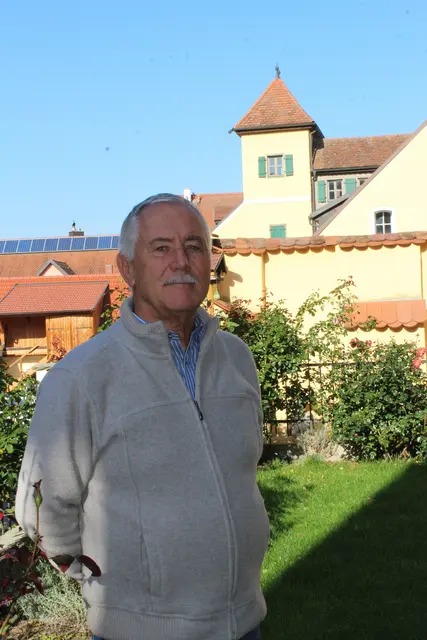 Richard Armstark ist Obmann des Schärdinger Verschönerungsvereins "Unser Schärding". | Foto: Michelle Bichler/MeinBezirk