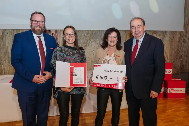 v.li.: LAbg. Mag. Tobias Höglinger, Claudia Longin, Renate Oberbramberger, DI Erich Haider | Foto: ASKÖ Oberösterreich