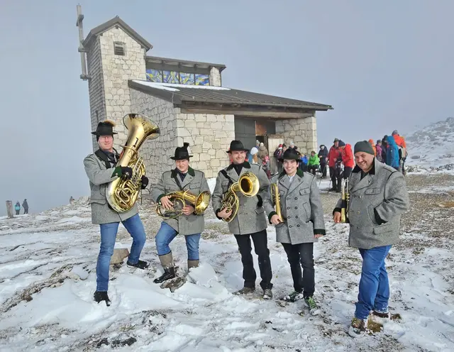 Ein Bläserquintett aus Obertraun umrahmte die Bergmesse. | Foto: Hörmandinger