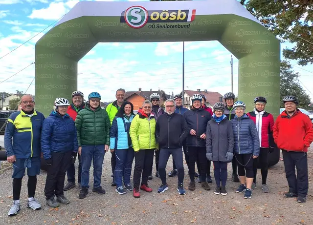 Der Seniorenbund Tumeltsham beim Abschlussevent, wo sie den Bezirkssieg fixierten. | Foto: SB Tumeltsham