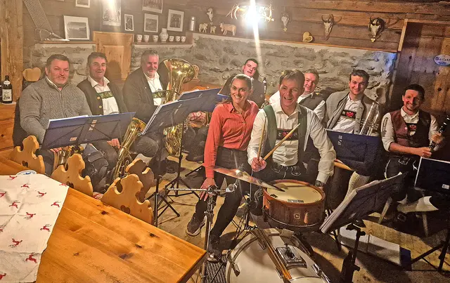Aldiger Böhmische  musizieren auf der Aldranser Alm | Foto: Julius Skamen