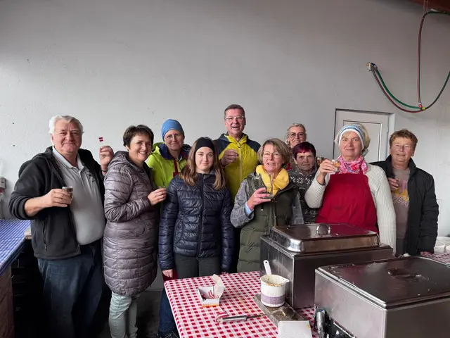 Tolle Stimmung auch in der Knödelküche. | Foto: Martin Stern